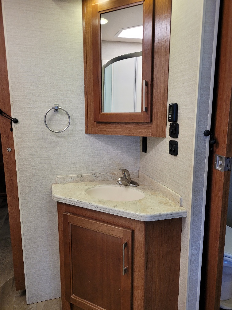 2018 Jayco Seneca 37HJ - Image 20