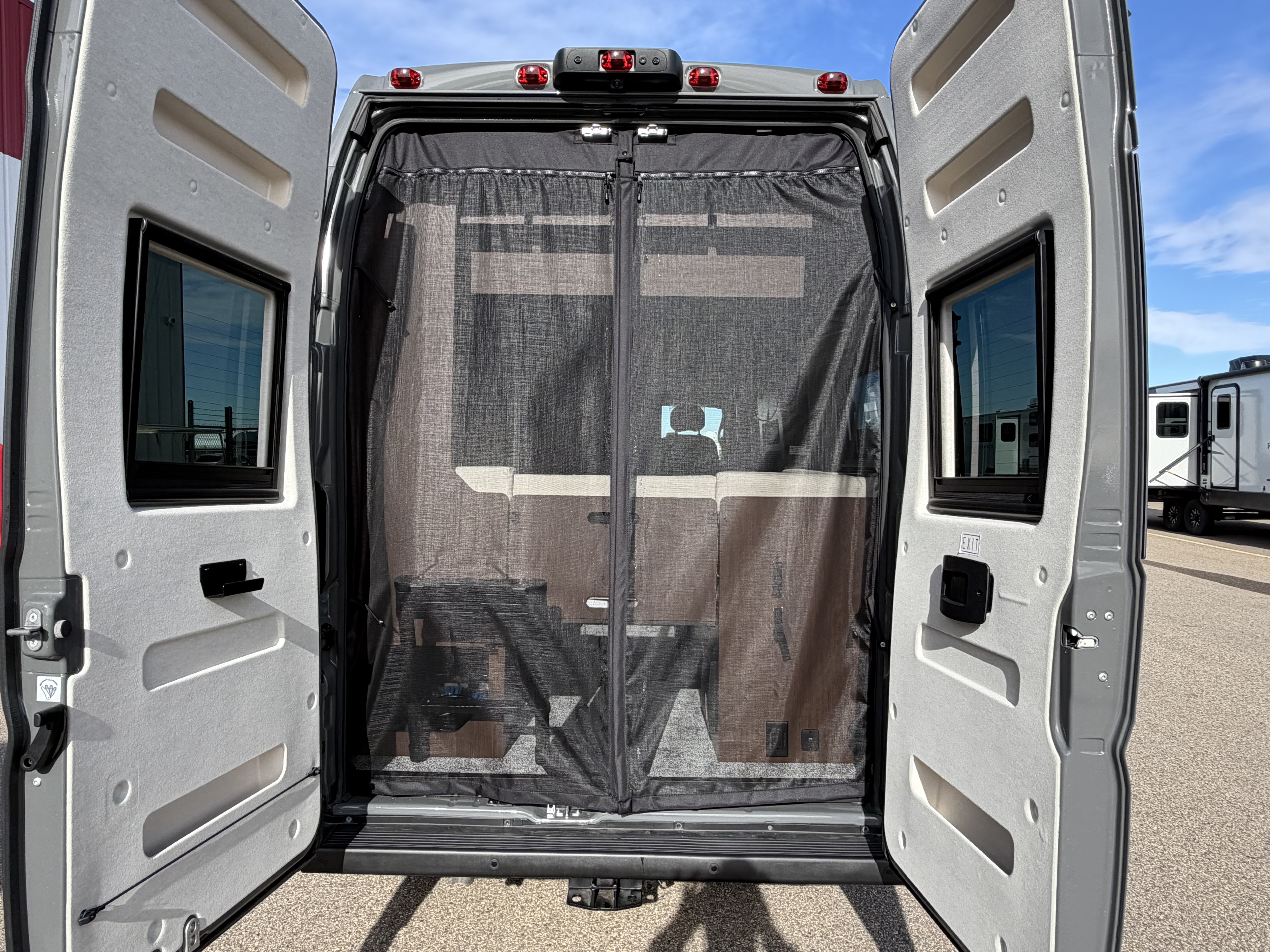 2027 Grand Design Lineage Series VP2 LVP1 - Image 6