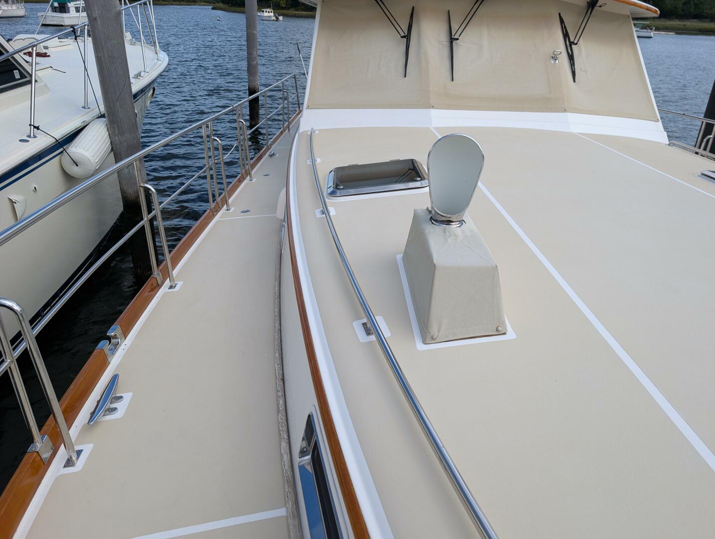 2006 Grand Banks - Image 73