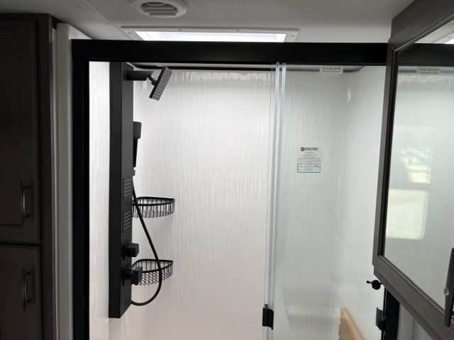 2024 GRAND DESIGN SOLITUDE 378MBS - Image 15