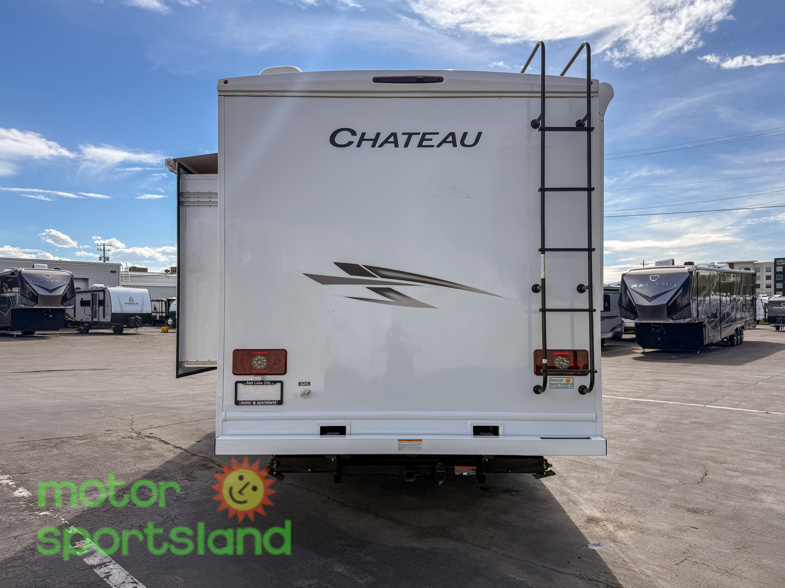 2025 Thor Motor Coach Chateau 27P - Image 7