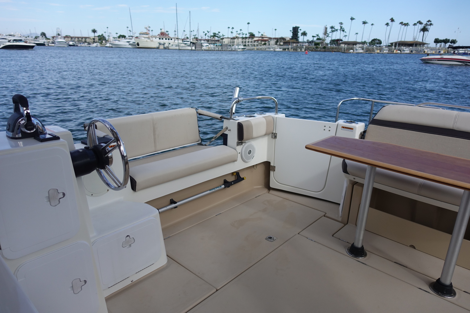 2015 Cutwater 30 Sedan - Image 17