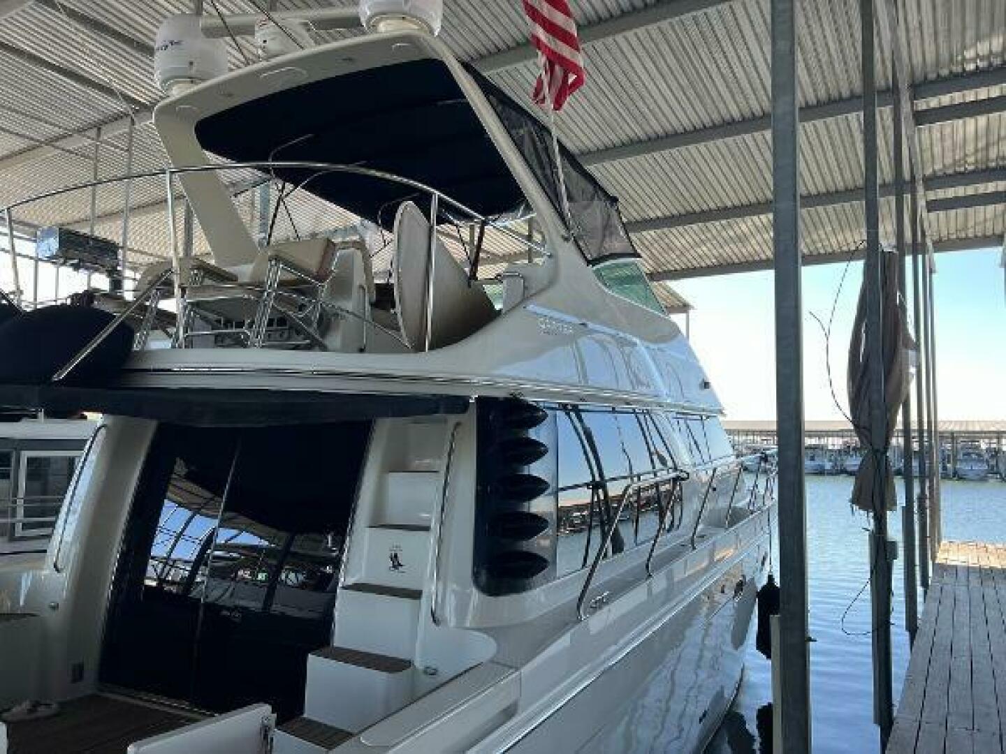 2001 Carver 450 Voyager Pilothouse - Image 15