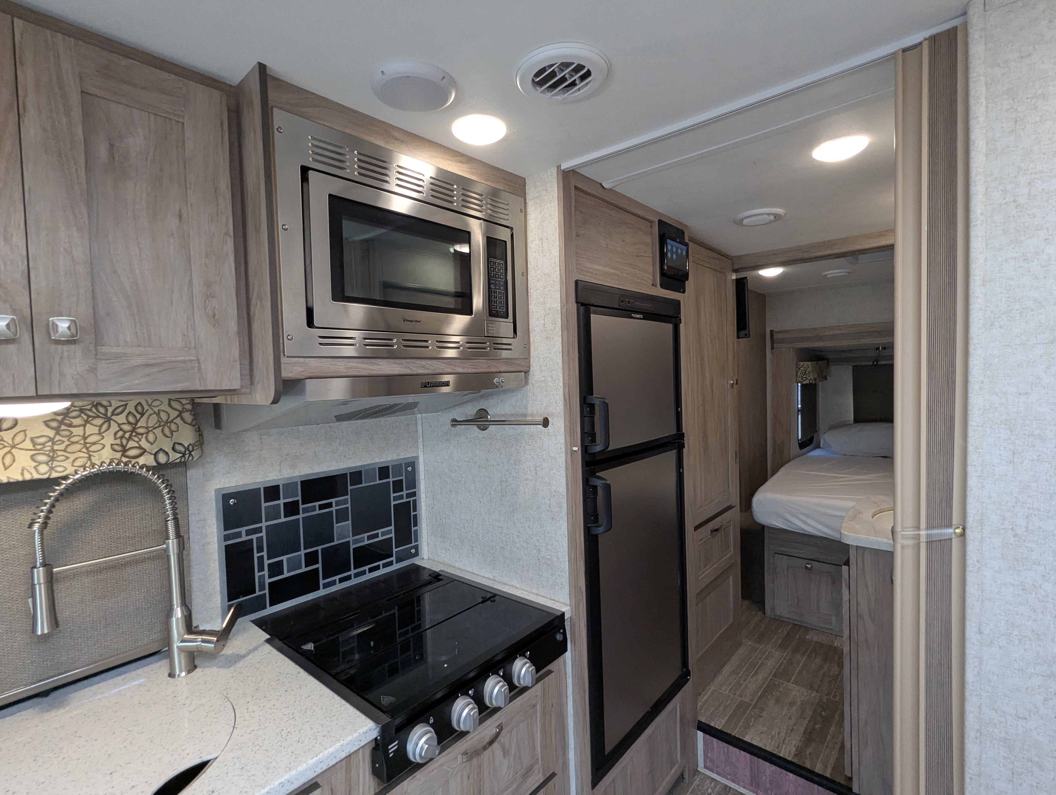 2019 Forest River Forester 2401R MBS - Image 16