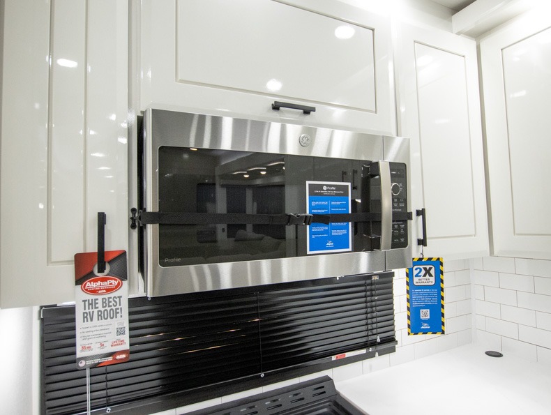 2026 Jayco Pinnacle 38FBRK - Image 14