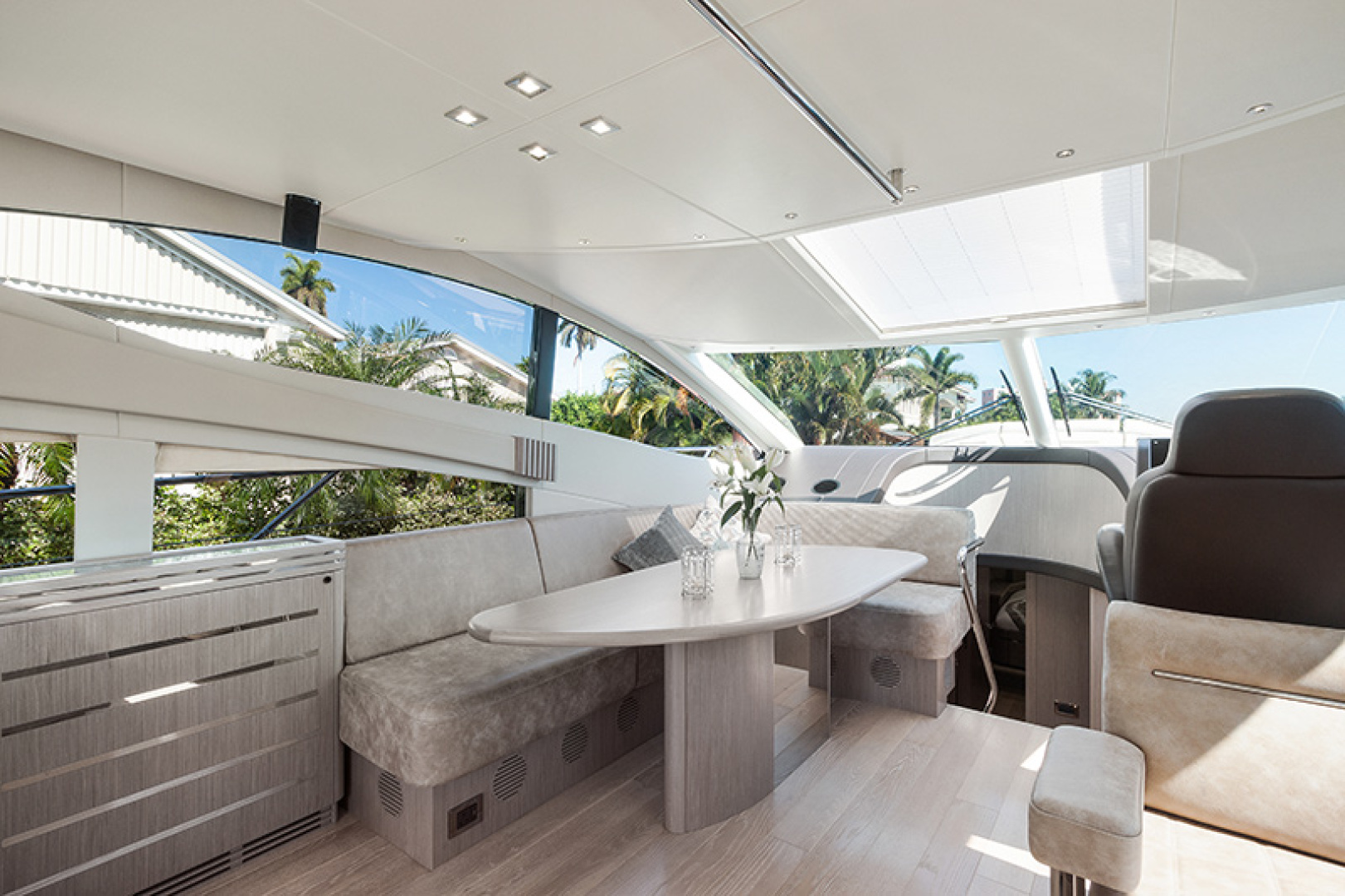 2015 Sunseeker Sport Yacht 68 - Image 6