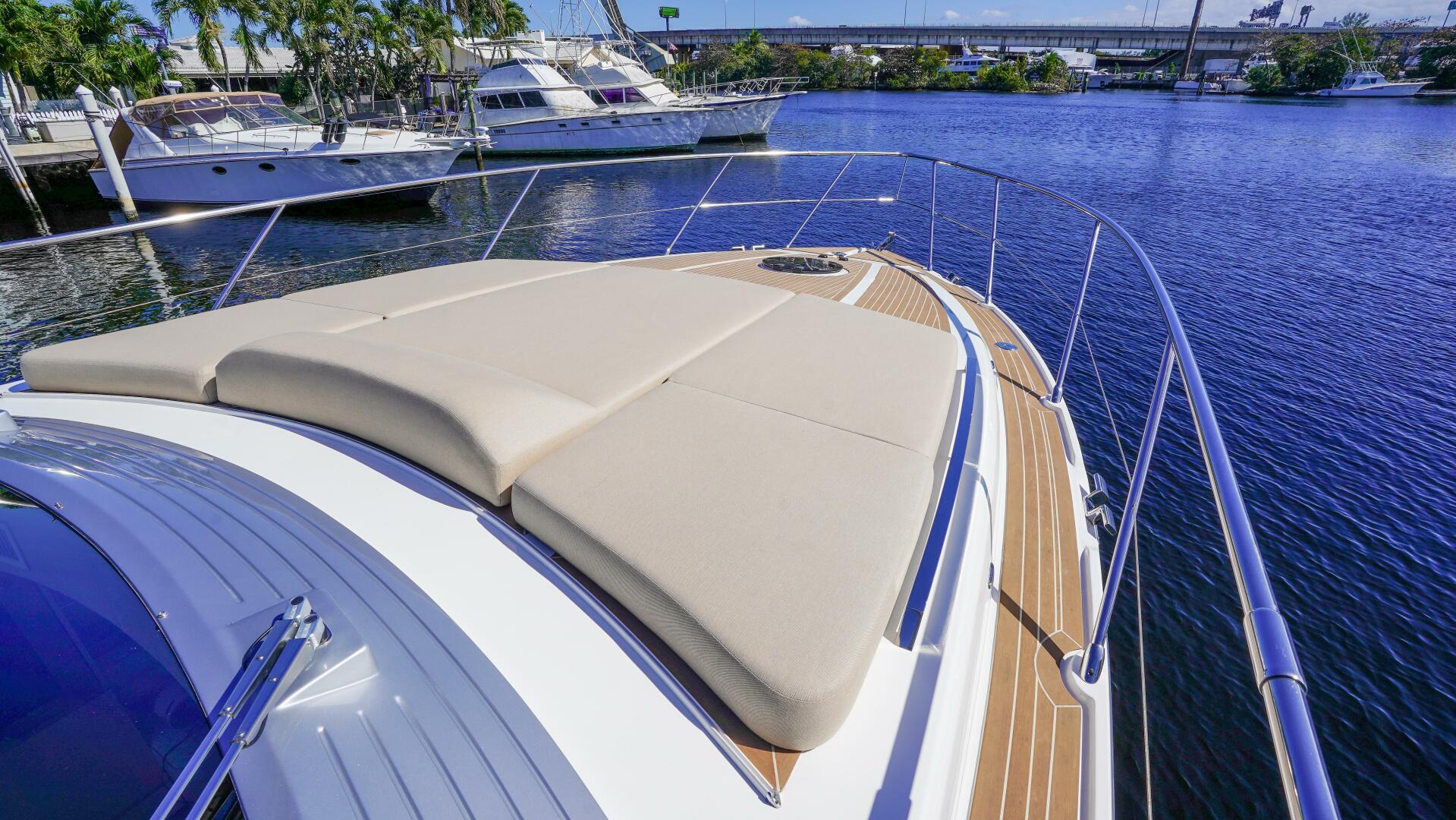 2019 Rio Yachts Colorado 56 - Image 38