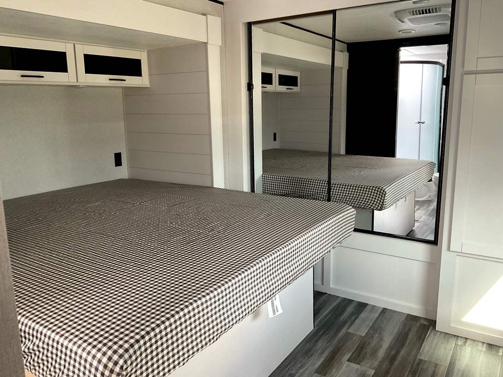 2026 JAYCO Jay Flight SLX 334 RTS  - Image 7