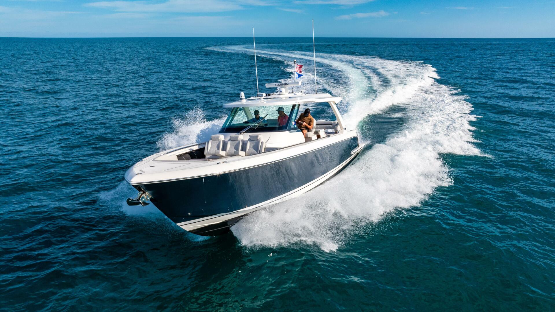 2022 Tiara Yachts 43 LS - Image 24