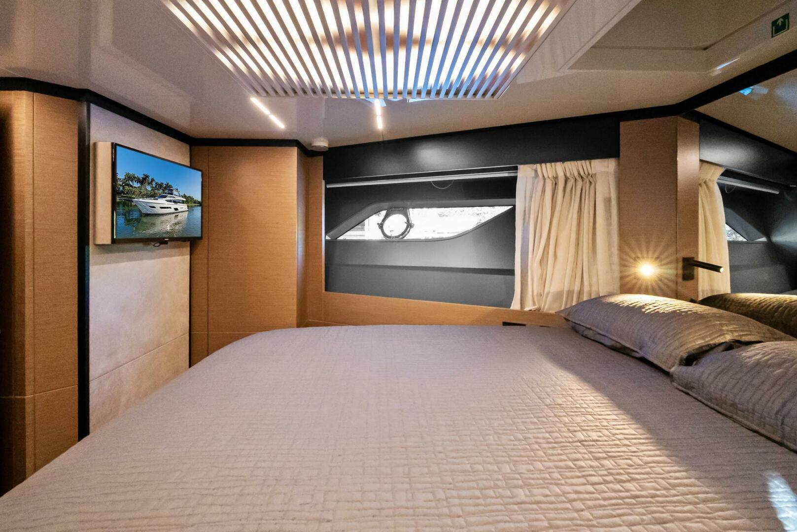 2019 Ferretti Yachts Ferretti Yachts Ferretti 780 Base - Image 58