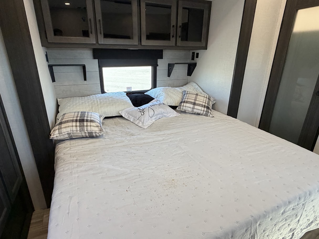 2026 VENTURE RV SPORTTREK 365VFL - Image 66