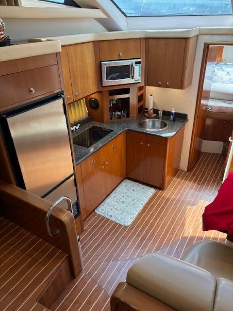 2006 Carver 43 Motor Yacht - Image 57