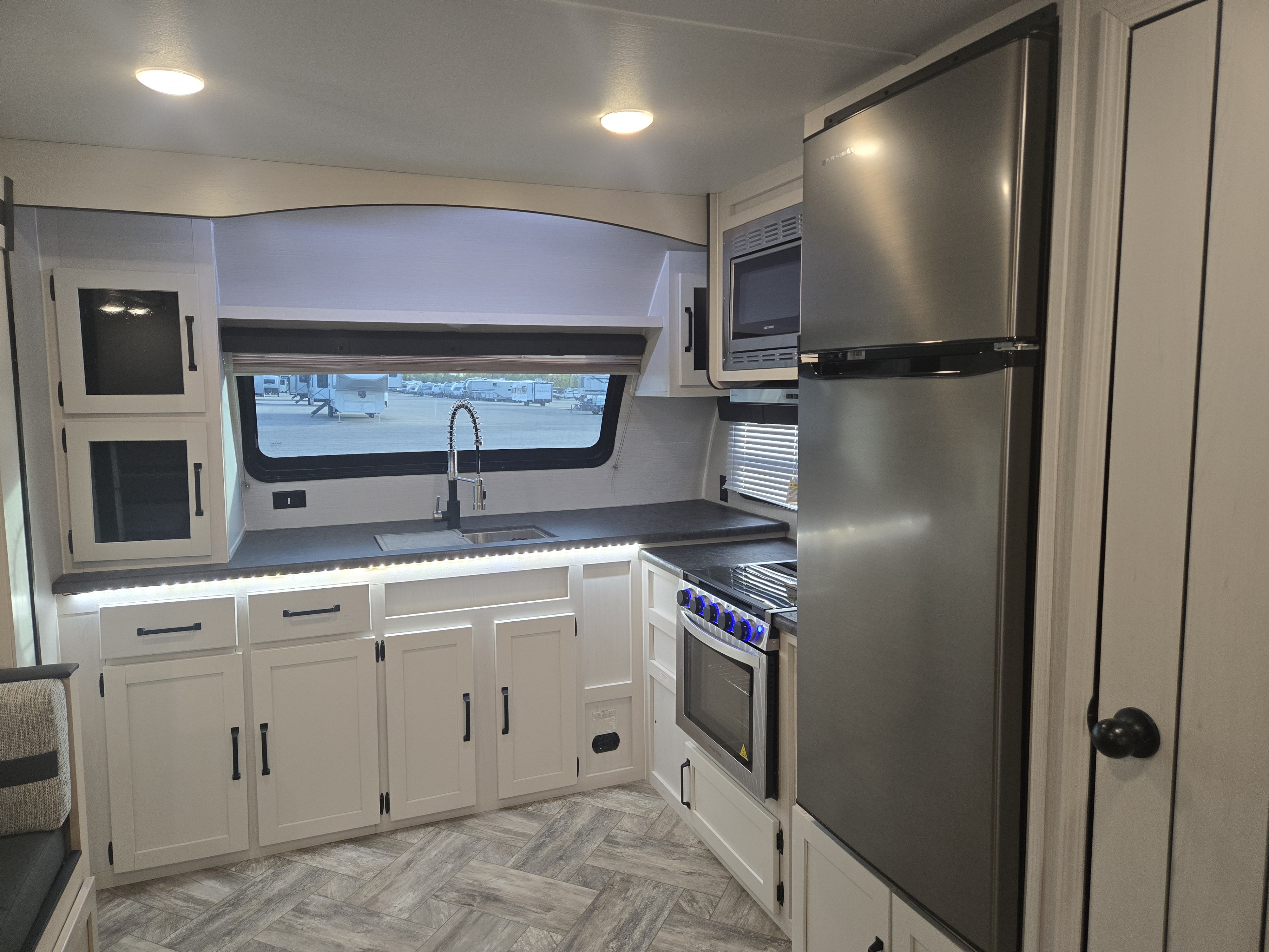 2023 Palomino Puma 31FKRK - Image 18