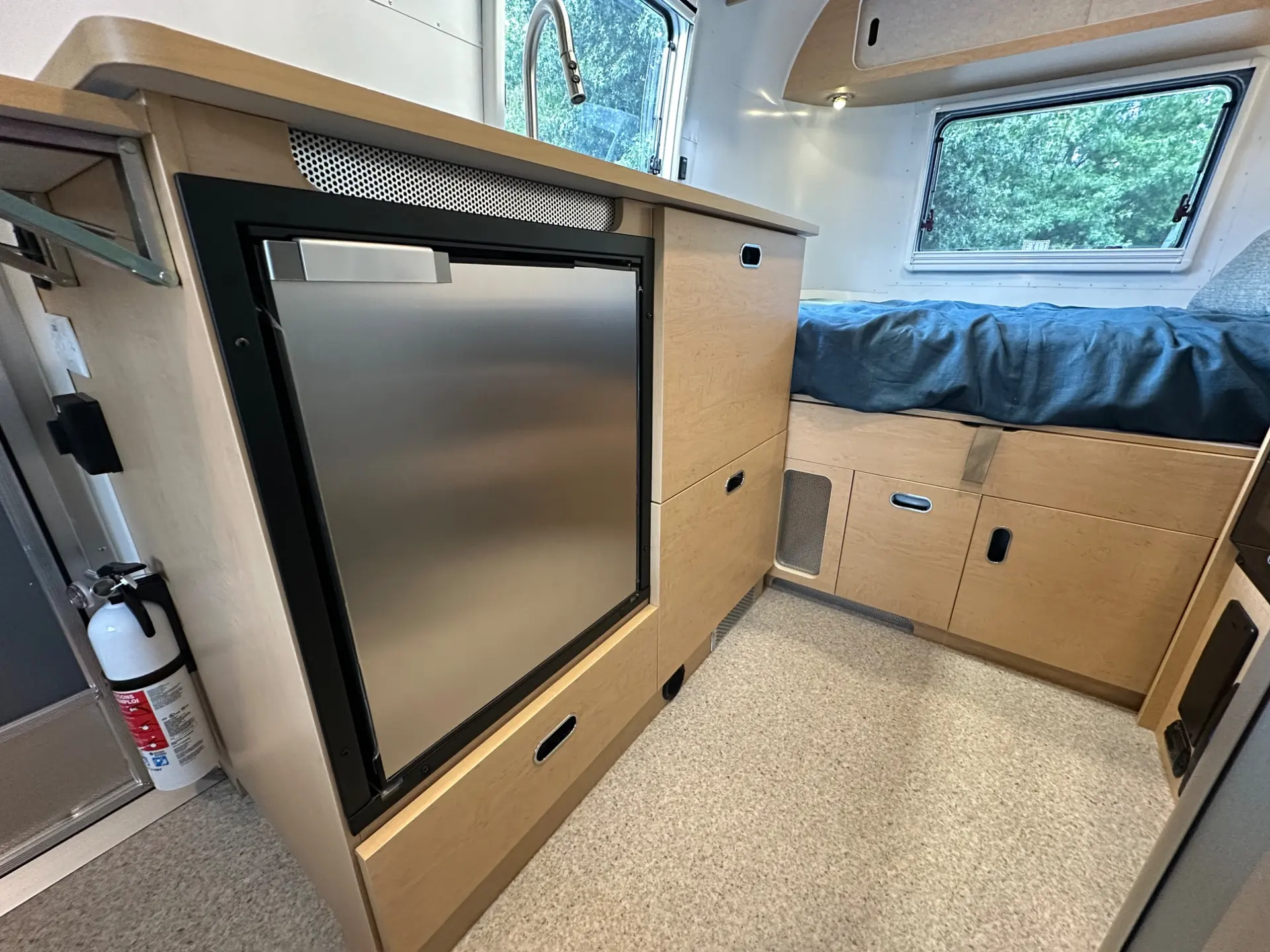 2027 Airstream World Traveler 17Rb - Image 31
