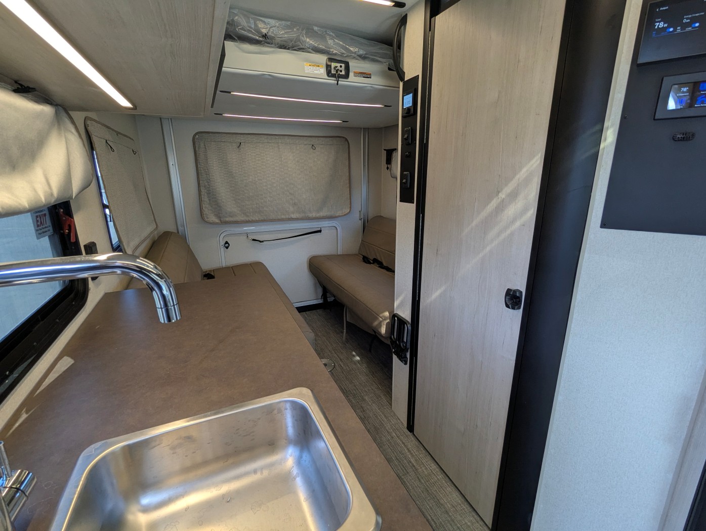 2027 Winnebago Elora 19DC - Image 13