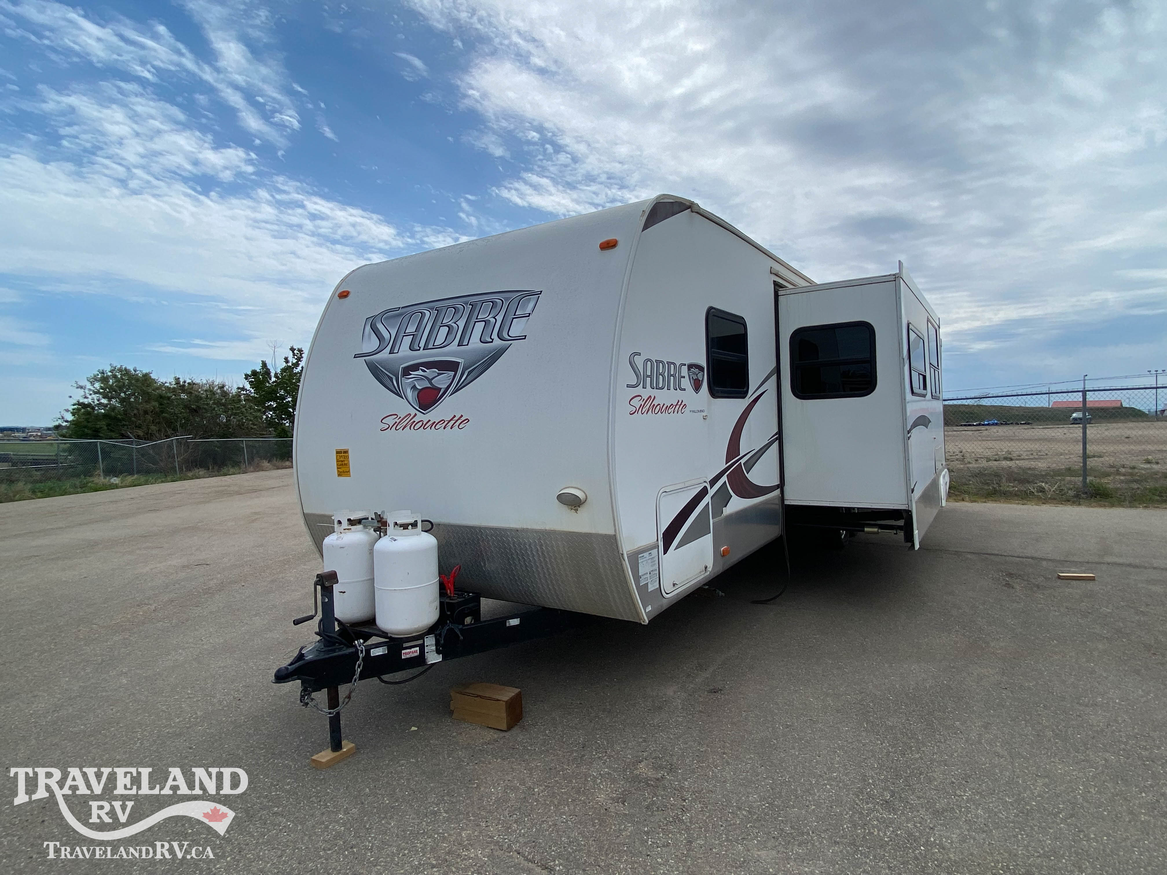 2012 FOREST RIVER PALOMINO SABRE 310BHOH - Image 4
