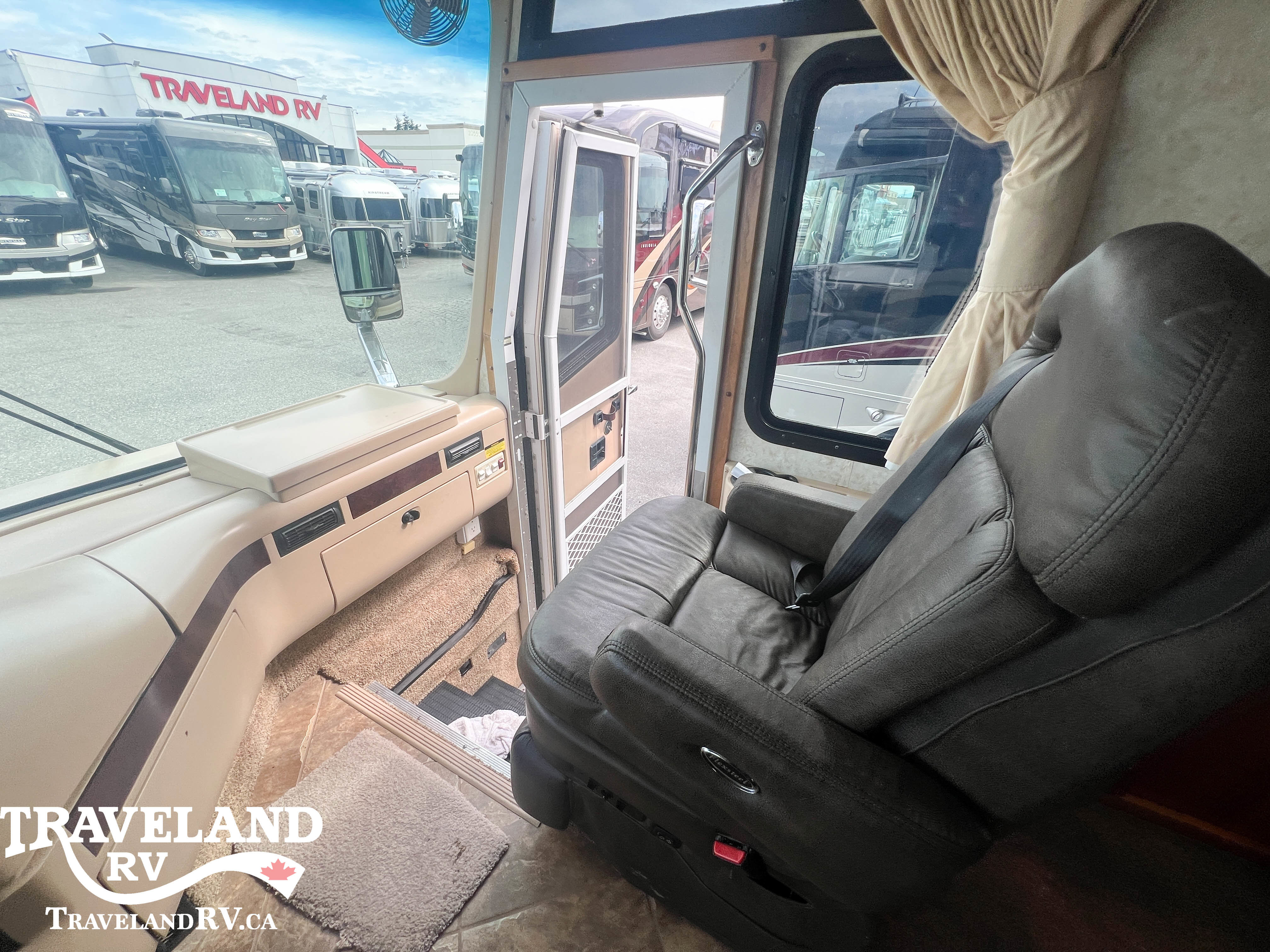 2005 TRIPLE E EMPRESS 3902FB - Image 10
