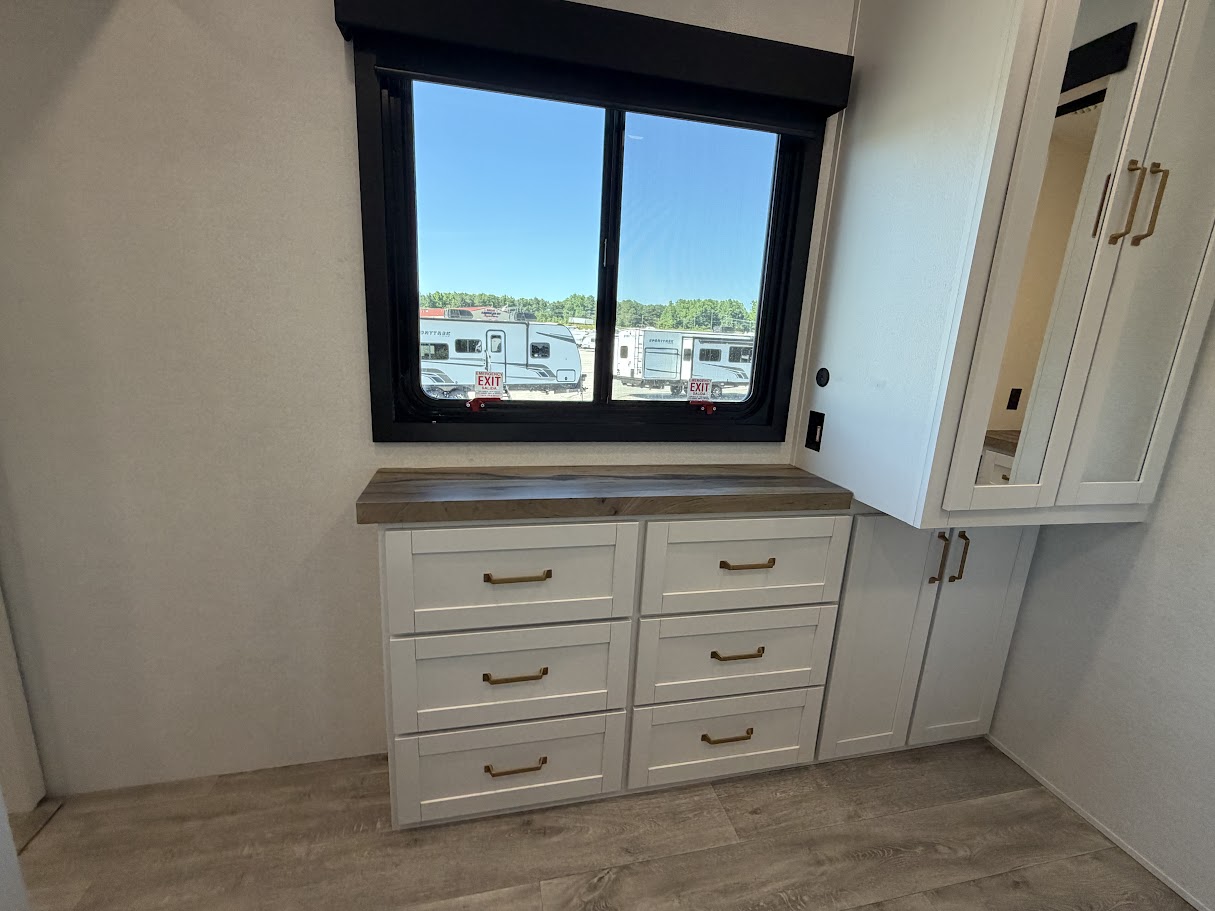 2027 JAYCO EAGLE 367TBTS - Image 33