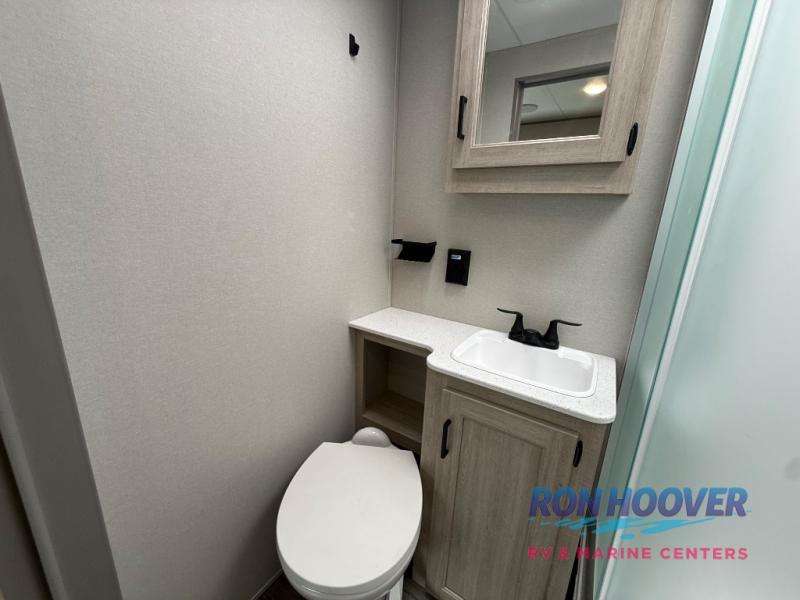 2026 COACHMEN CATALINA 333DBDSCKLE - Image 13