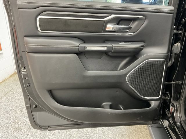 2023 Ram 1500 Pickup Crew Cab Laramie eTorque 4WD - Image 26