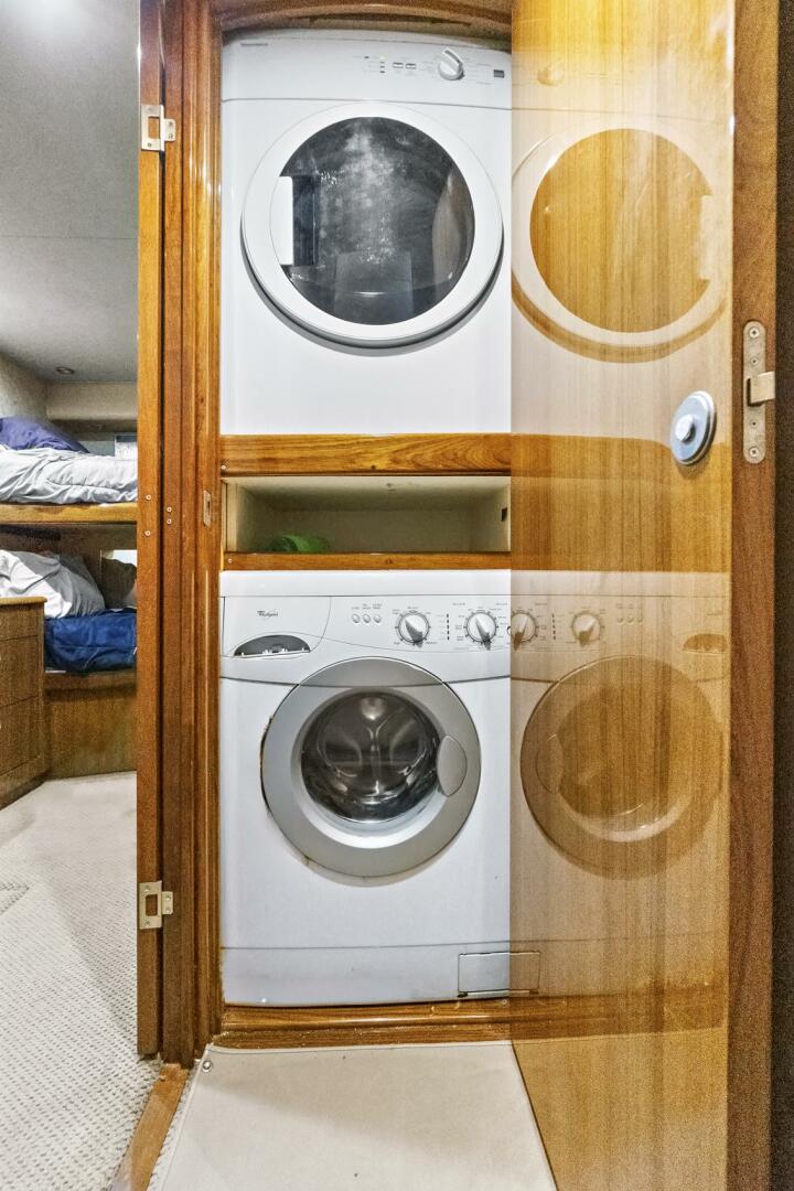 2008 Viking 74 Enclosed Bridge - Image 42