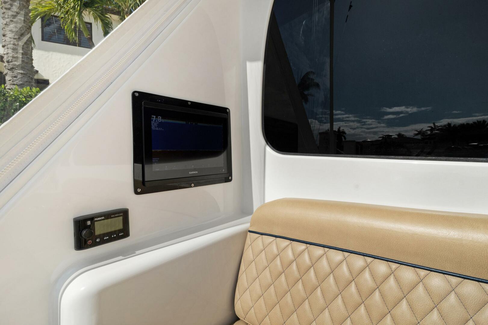 2015 Viking 46 Convertible - Image 49