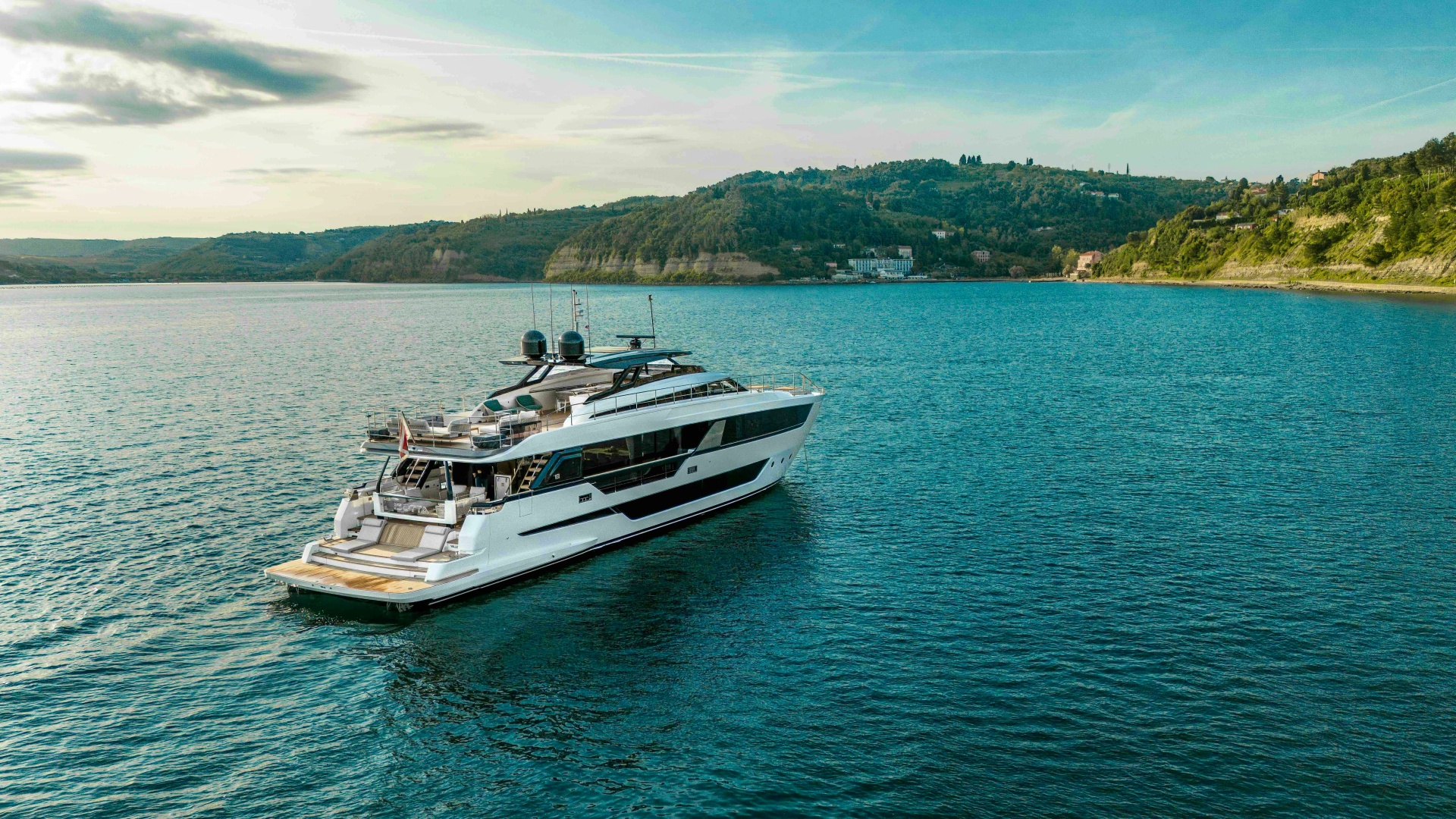 2023 Ferretti Yachts Ferretti 1000 - Image 3
