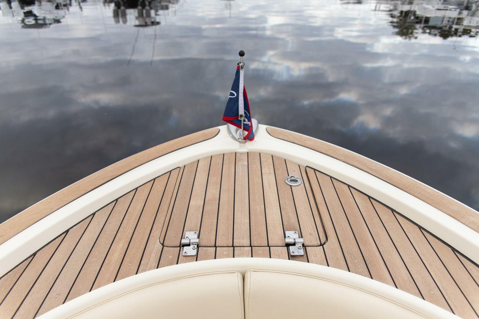 2016 Chris-Craft - Image 11