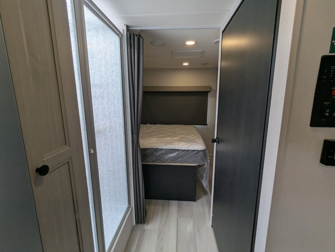 2027 Forest River Solera 32DSK - Image 30