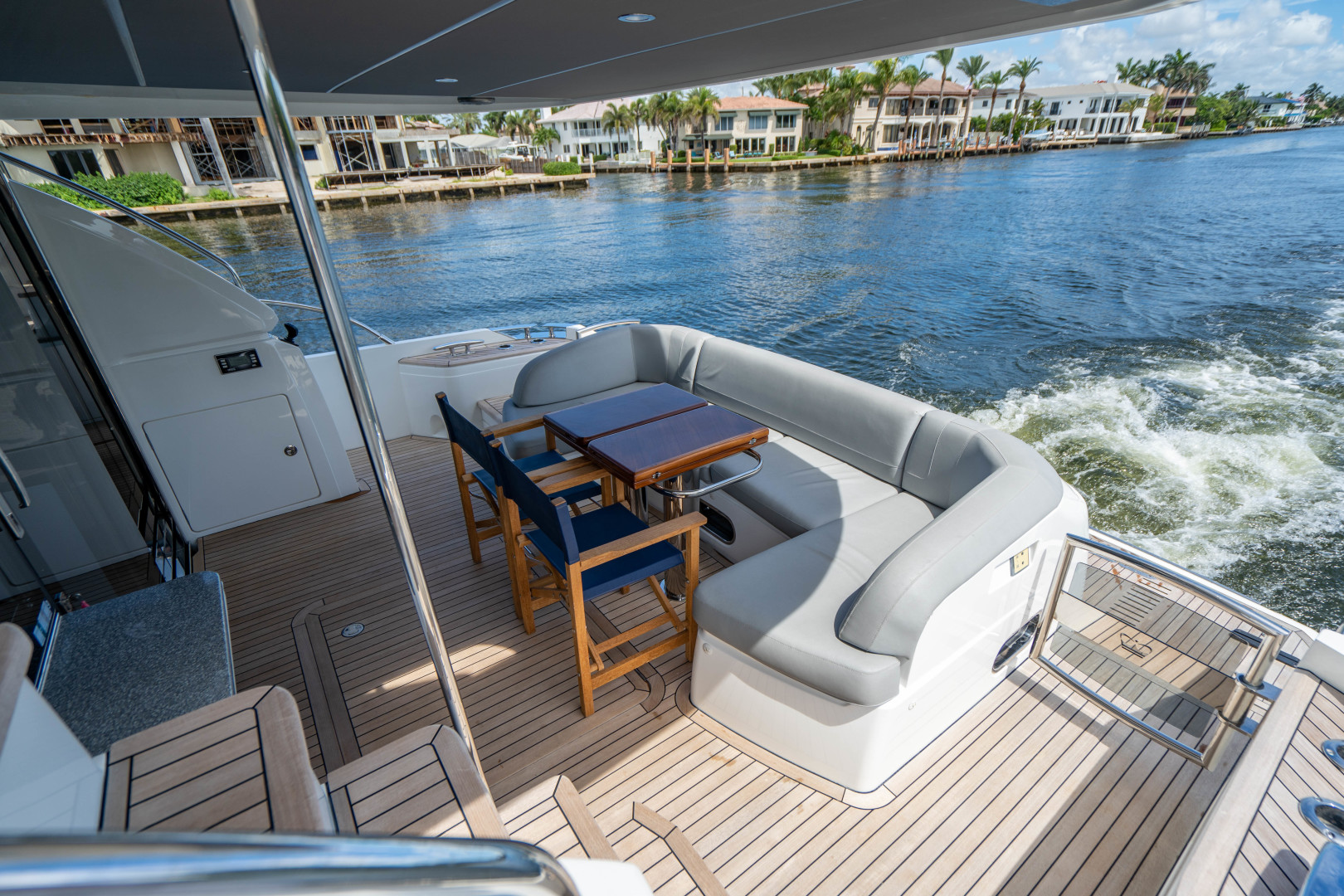 2018 Princess F62 - Image 17
