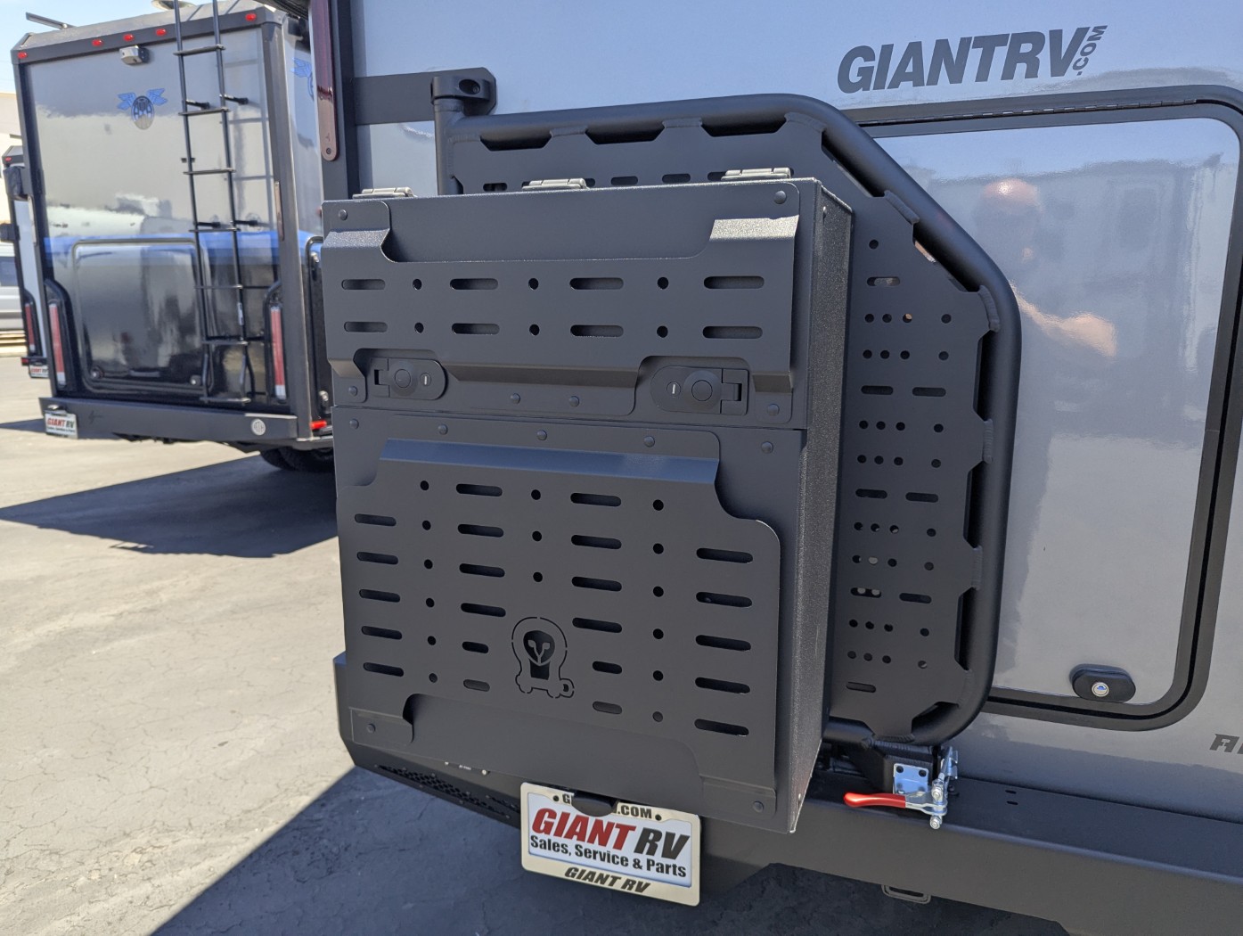 2026 Winnebago EKKO Sprinter 23B -Pop-Top AWD - ATH Edition - Image 10