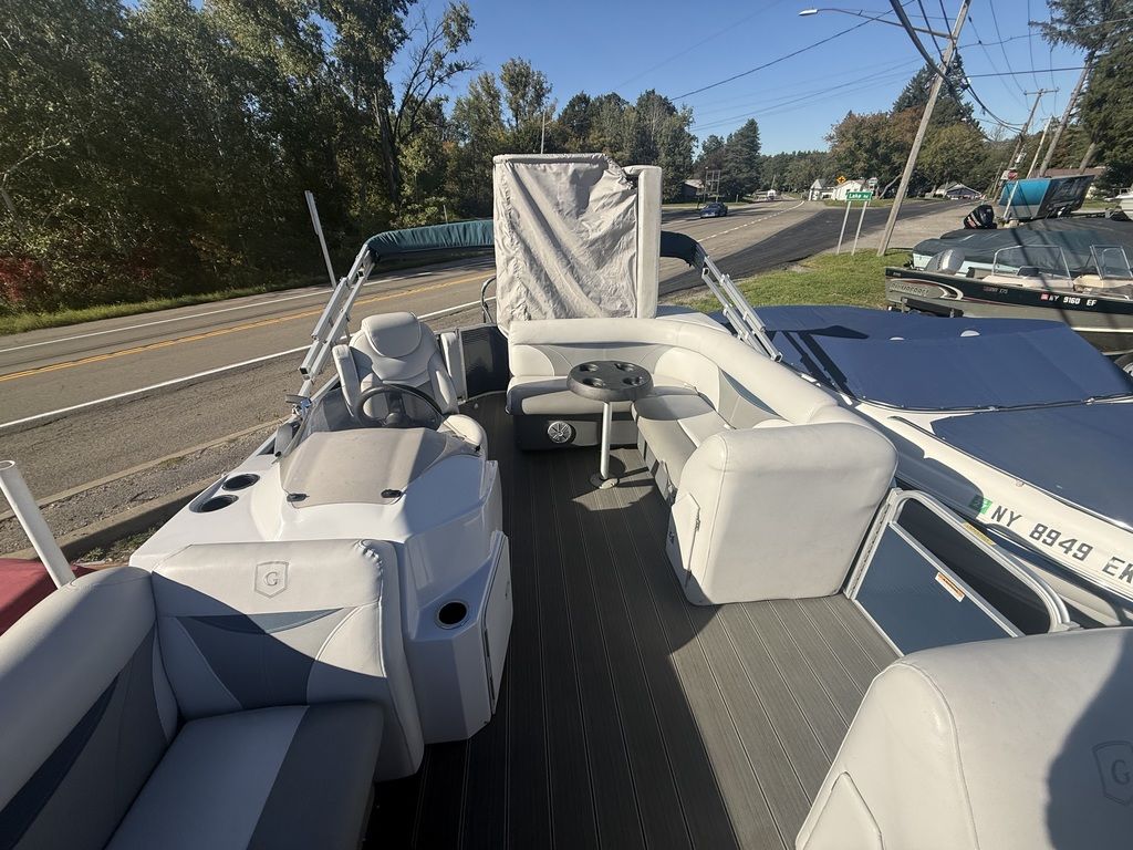 2018 Sweetwater 2286C - Image 4