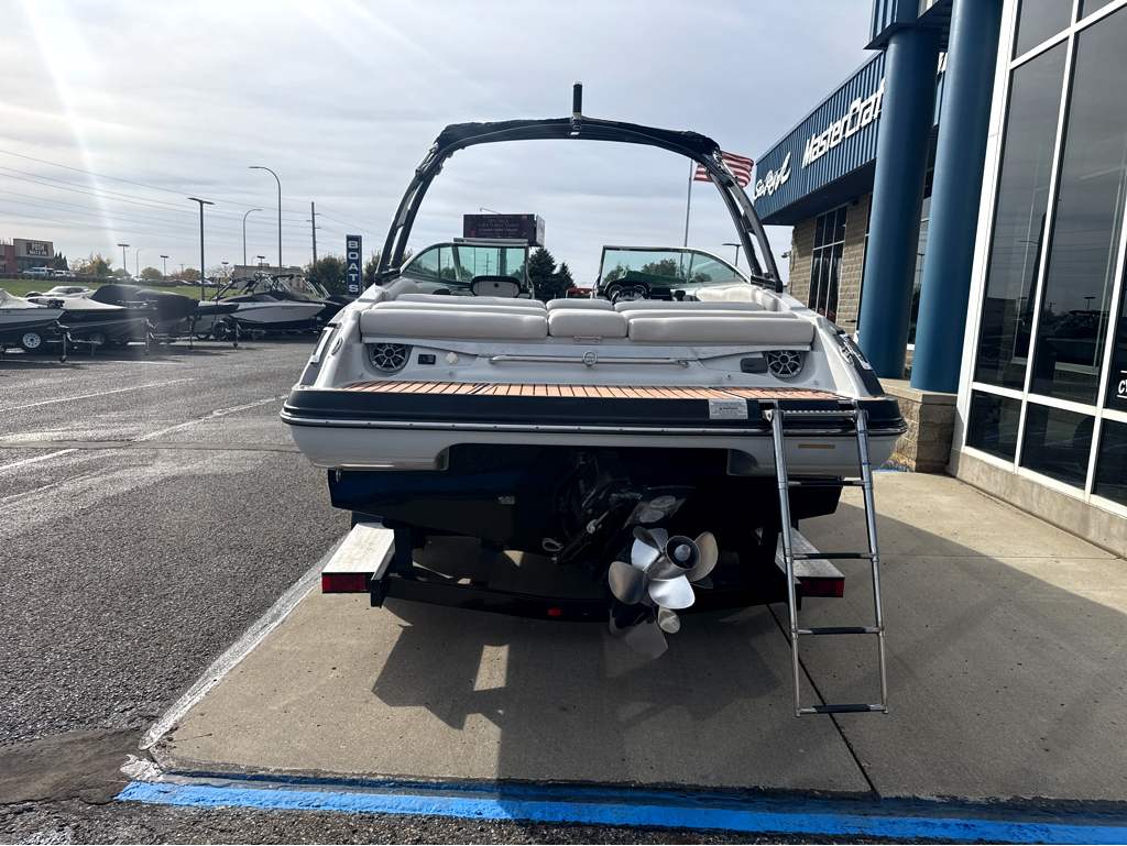 2015 Crownline 235SS - Image 6