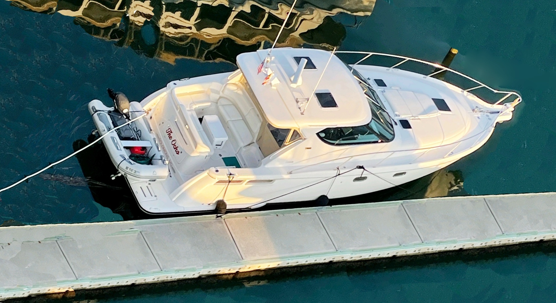 2009 Tiara Yachts Sovran 4300 Base - Image 1
