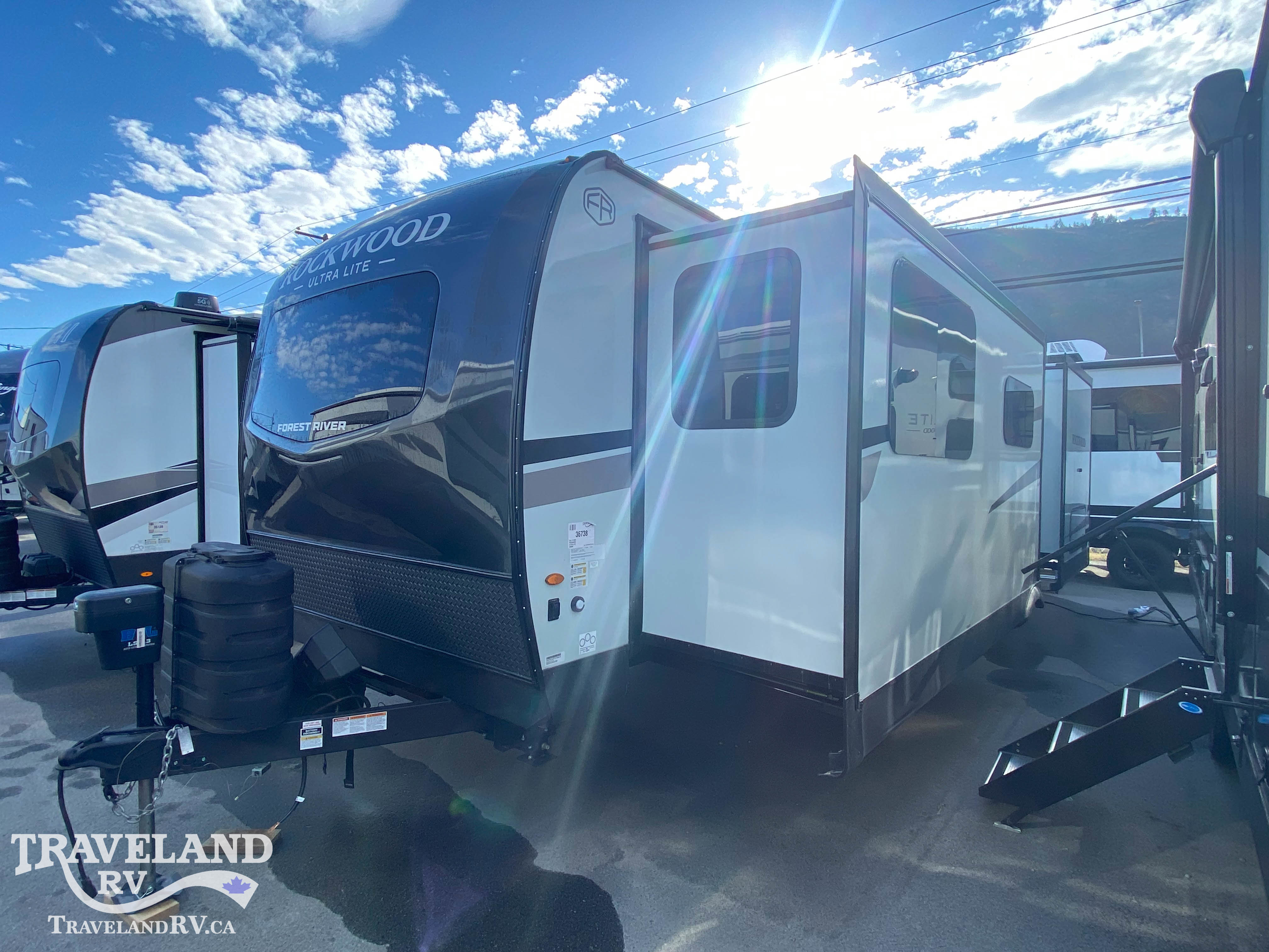 2026 Forest River Rockwood Ultra Lite 2608BS - Image 3