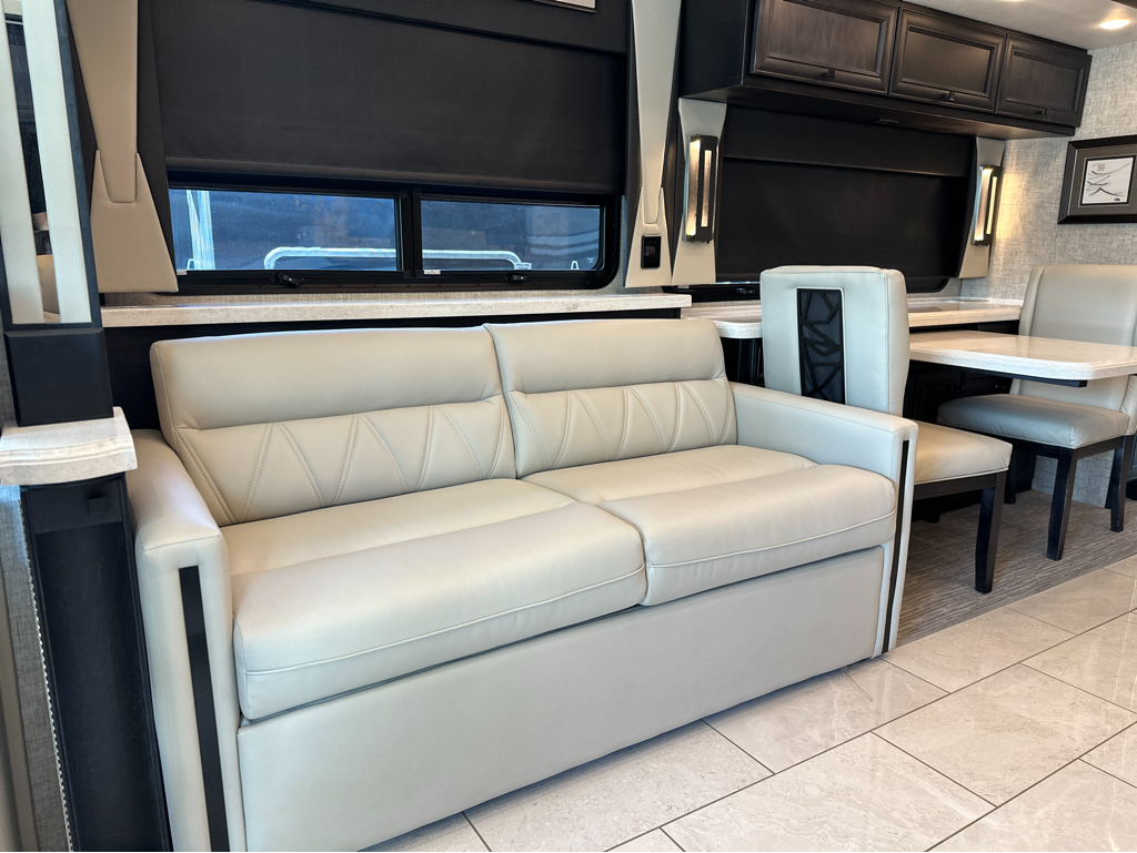 2025 TIFFIN ALLEGRO BUS 40IP - Image 10