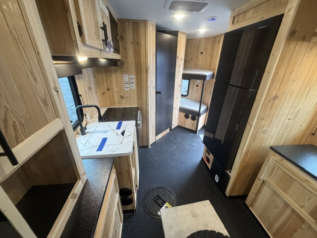 2027 CHEROKEE GREY WOLF 17TRH - Image 27