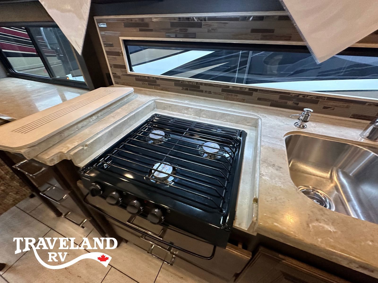 2019 Tiffin Allegro Breeze 31 BR - Image 36