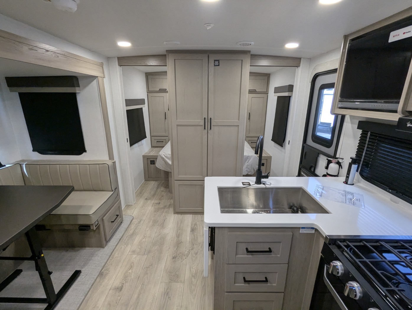 2026 Forest River Rockwood Mini Lite 2520BH - Image 21