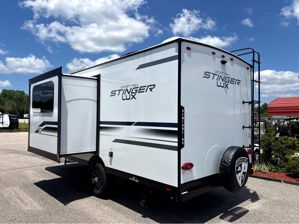 2026 VENTURE RV SPORTTREK STINGER 161VUD - Image 4