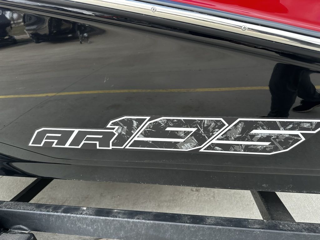 2025 Yamaha Boats AR195 - Image 6