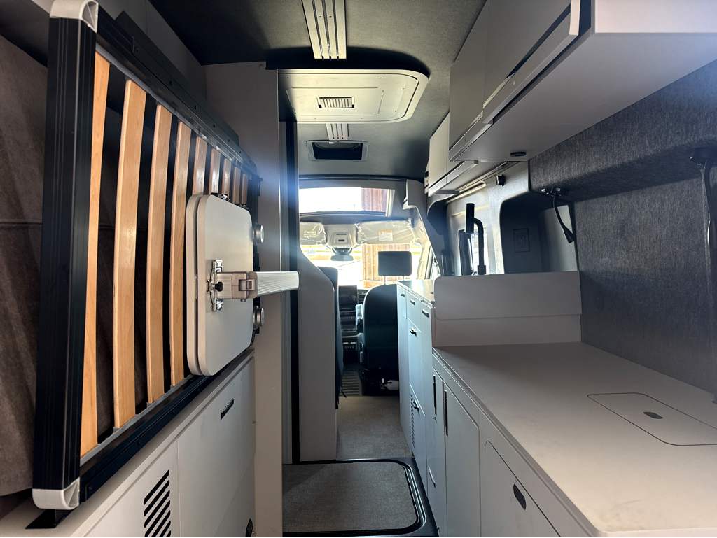 2026 GRAND DESIGN LINEAGE SERIESVT LVT1 - Image 8