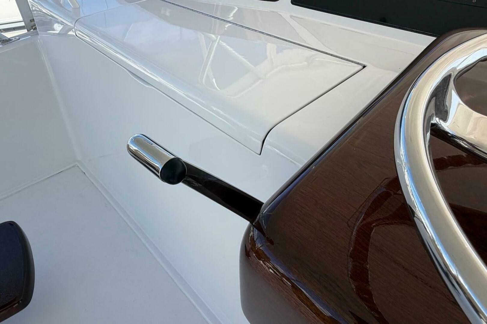 2004 Viking 56 Convertible - Image 54