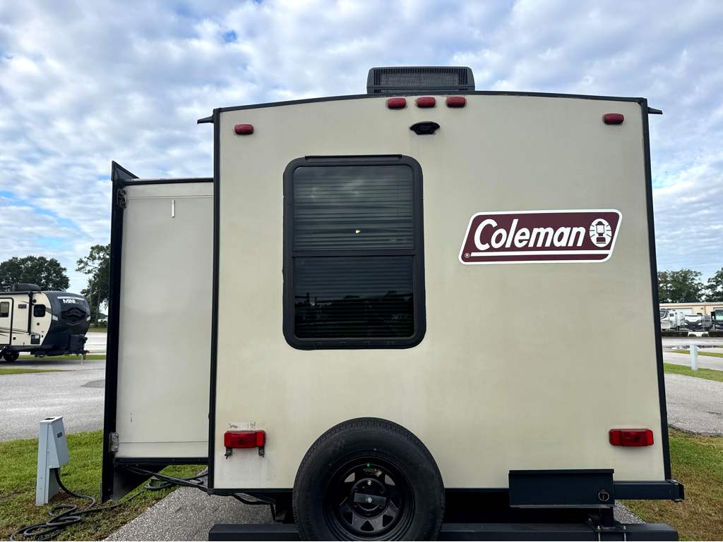 2019 DUTCHMEN COLEMAN 3015BH - Image 6