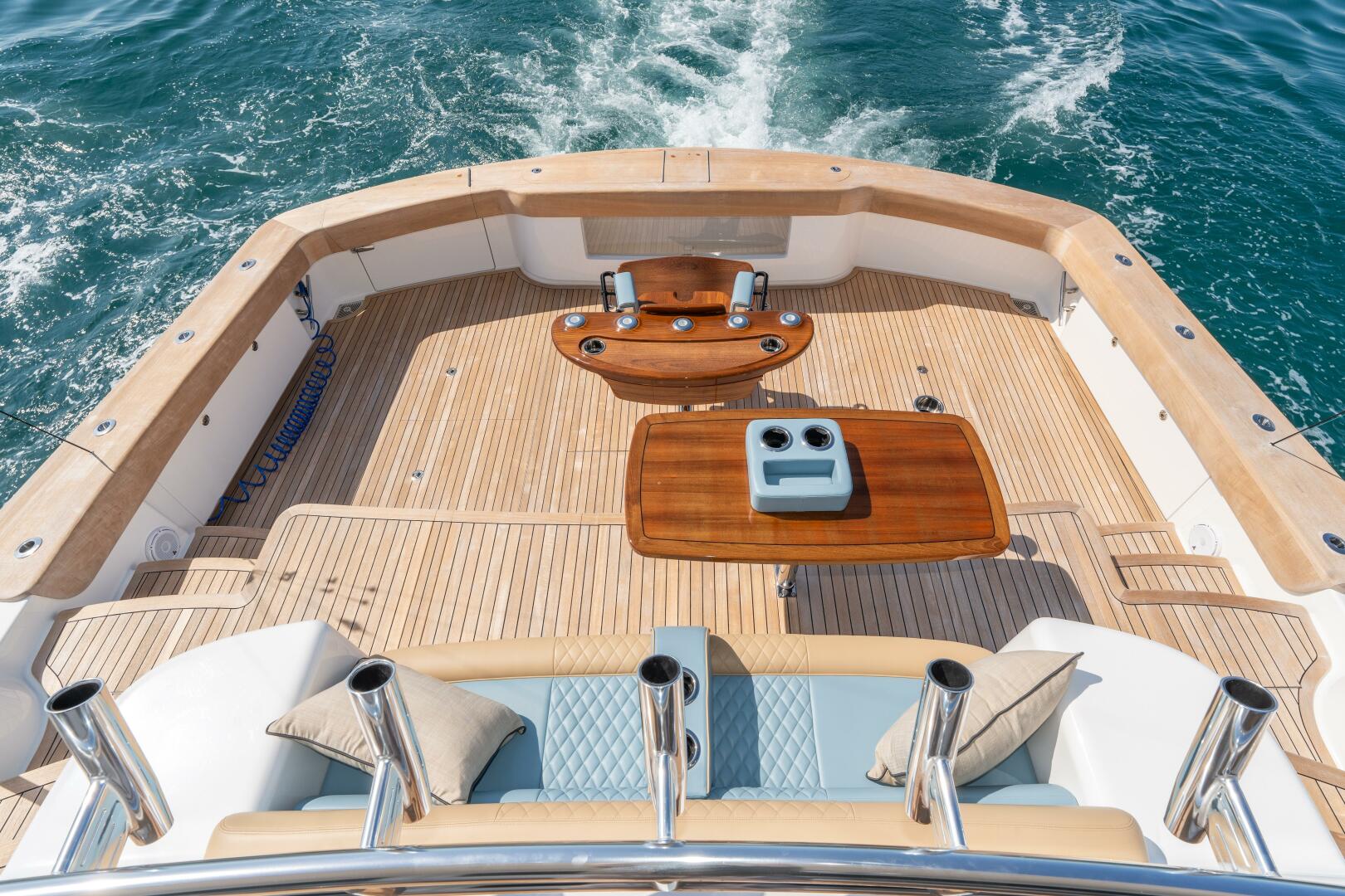 2025 Viking 90 Convertible - Image 3