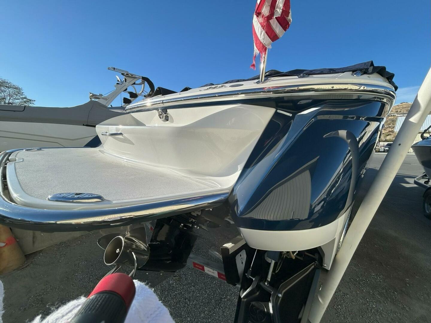 2005 Cobalt 343 - Image 10