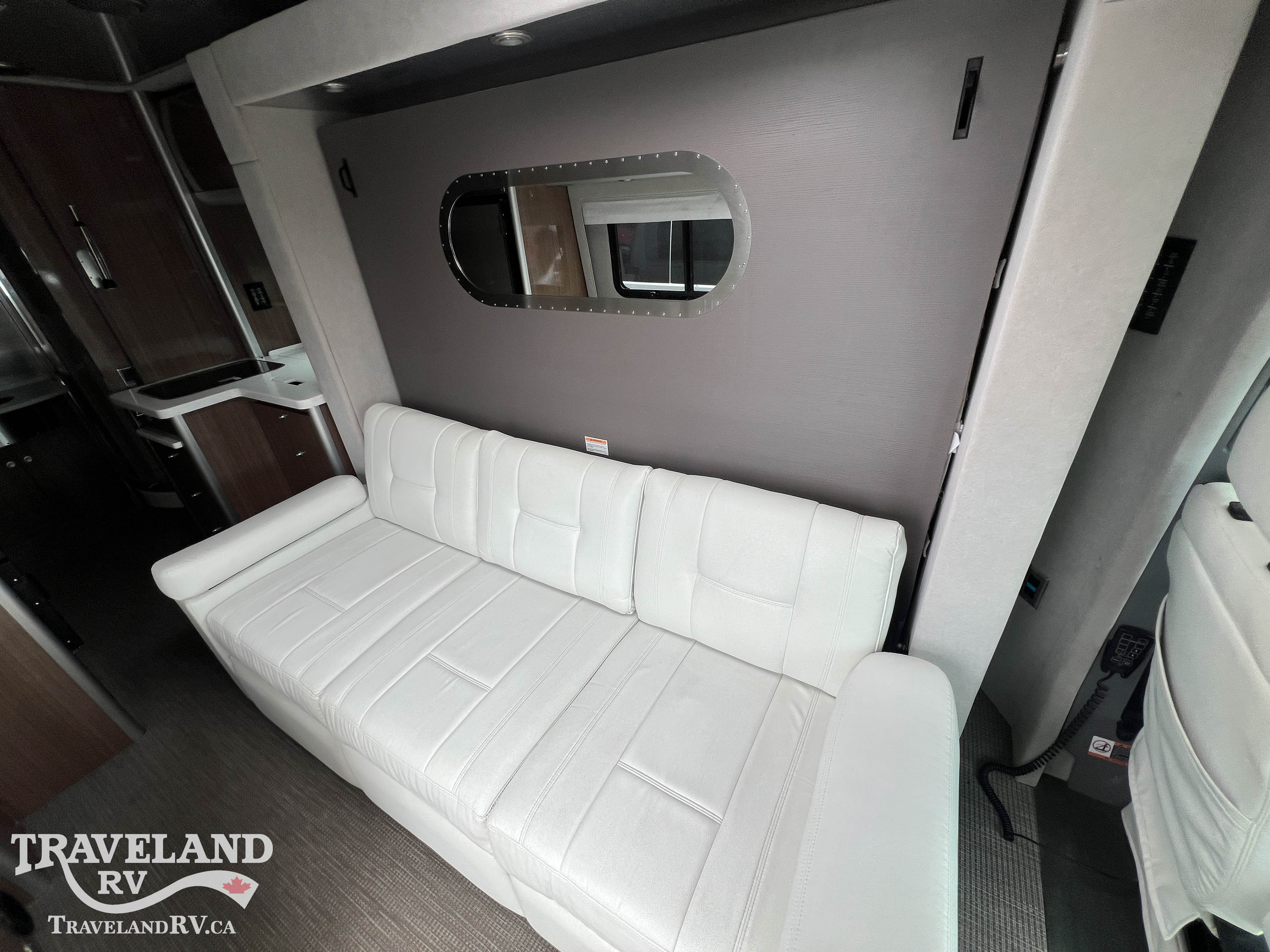2019 Airstream Atlas Murphy Suite - Image 17