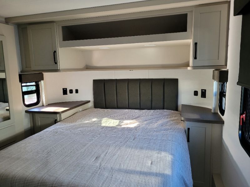 2026 Grand Design Momentum G-Class Fifth Wheel 394G - Image 22
