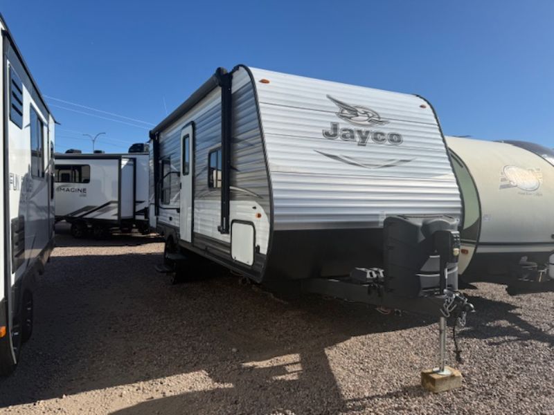 2017 Jayco Jay Flight 23RB - Image 1