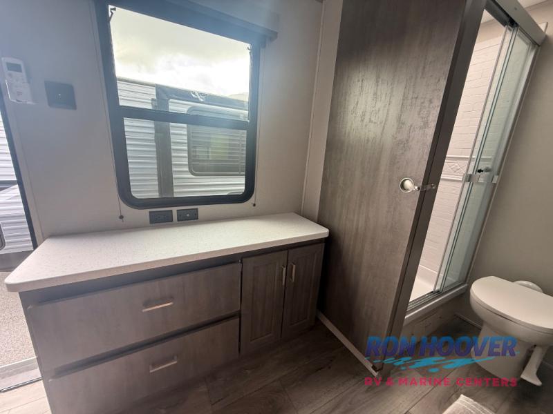 2026 COACHMEN 333DORM - Image 7